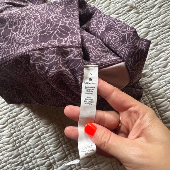 Lululemon 27”  floral align leggings purple size 6 - Picture 2 of 4